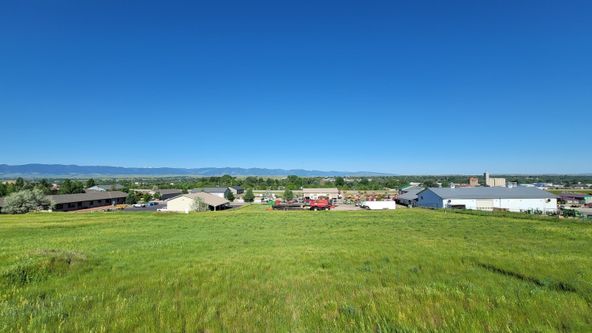 Tract 1 Dry Ranch Road: Tract 1 Dry Ranch Road, Sheridan, WY 82801